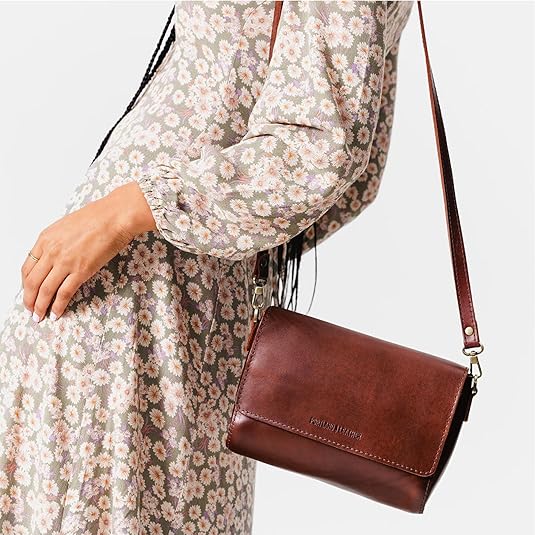 Leather Goods Metro Crossbody Bag for Women – Handmade from the Finest Full-Grain Hides