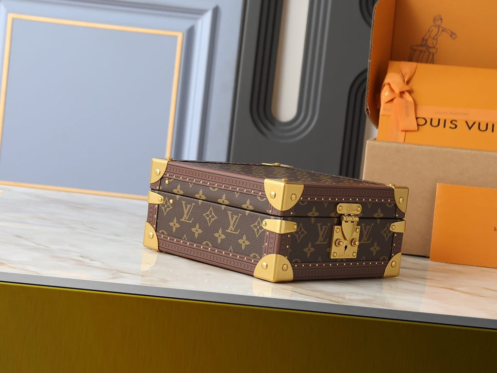 Pre-Owned LV Jewelry Box (  24 x 12.5 x 24 cm ) Best Quality