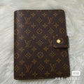 Pre Owned LV Planner size 18.5cm x 23cm ( L x H) Best Quality