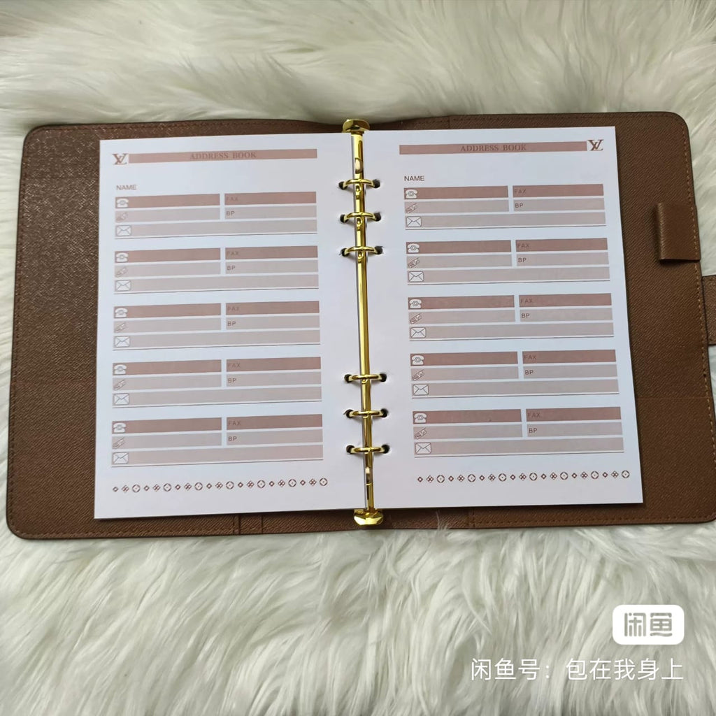 Pre Owned LV Planner size 18.5cm x 23cm ( L x H) Best Quality