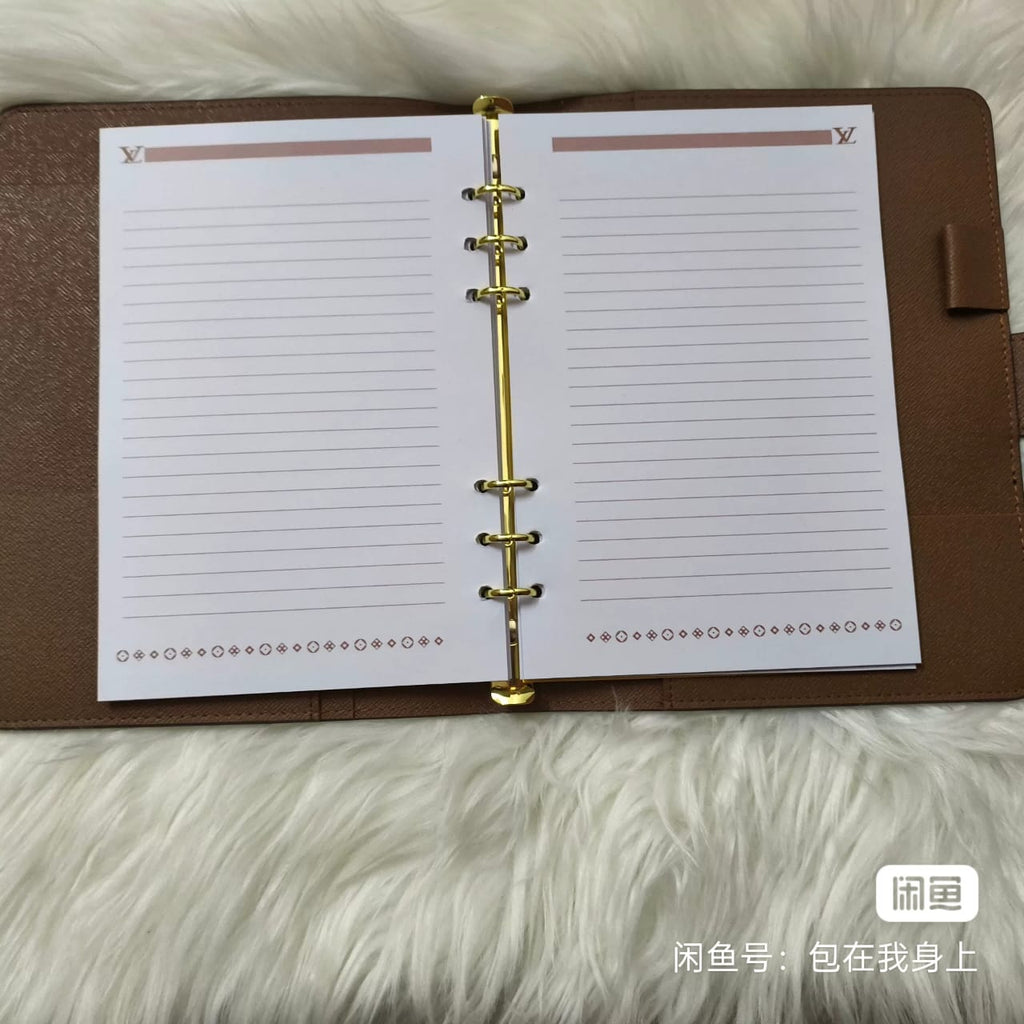 Pre Owned LV Planner size 18.5cm x 23cm ( L x H) Best Quality